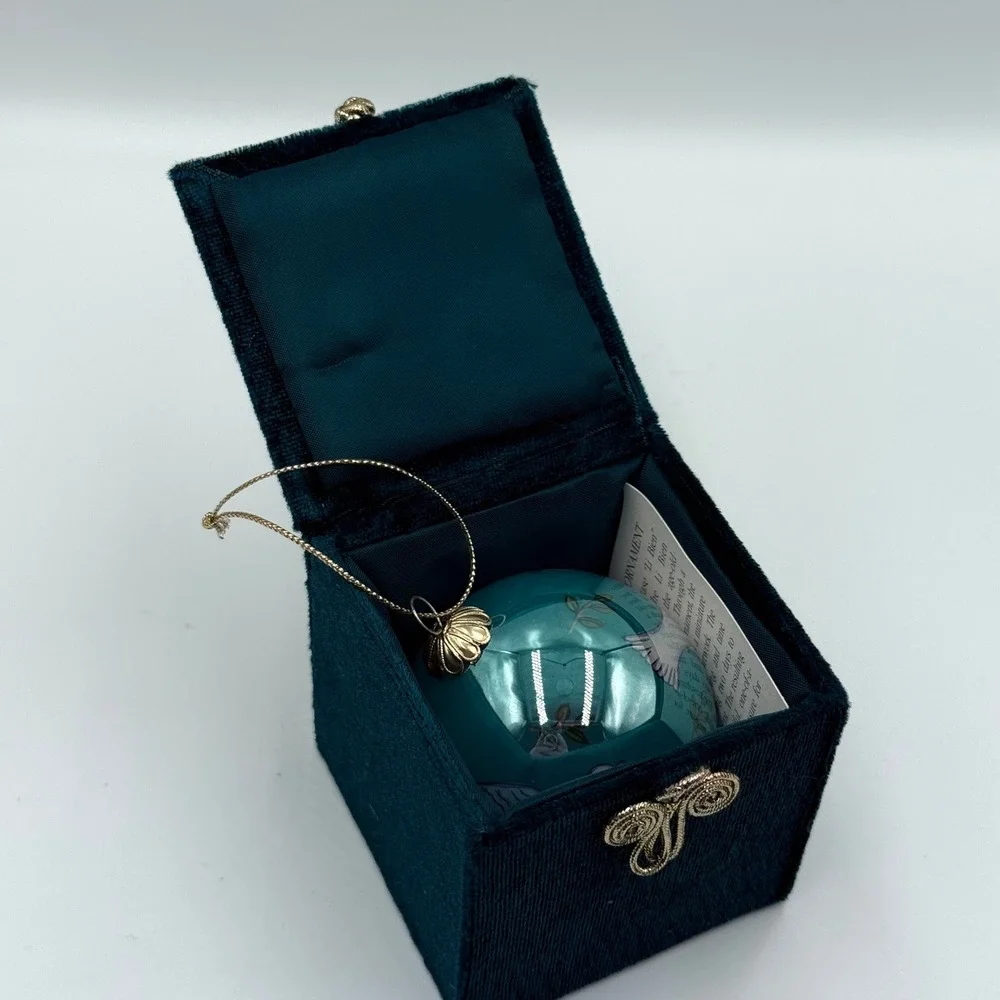 Pier 1 Li Bien 2005 Traditional Doves Glass Ornament Hand Painted Teal Boxed